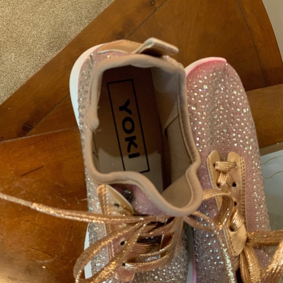 YOKI SPARKLE ROSE GOLD RHINESTONE SNEAKERS SHOES SIZE 8 - Picture 6 of 8